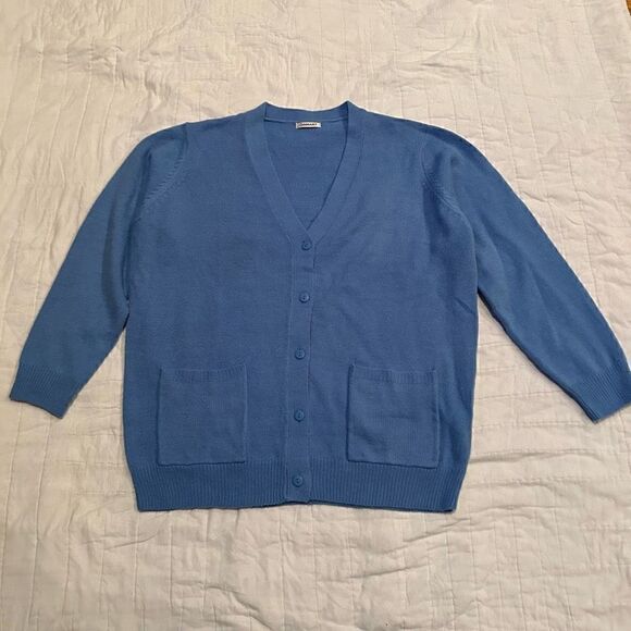 Damart Classic Cardigan Large Blue Acrylic sweater excellent pre owned condition - Picture 2 of 12